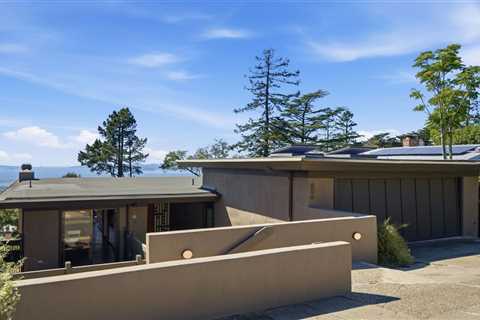 Wait Till You See the View From This $2.7M Berkeley Hills Home
