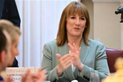 Reeves vows to stop UK tech ‘drifting abroad’ with £2.5bn AI and quantum push