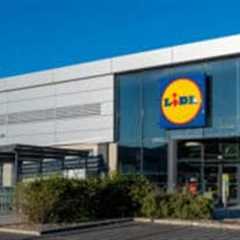 Lidl leapfrogs Morrisons to become Britain’s fifth-biggest supermarket
