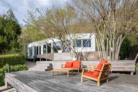 Take in the Seine From the Deck of This €530K Home in the French Countryside