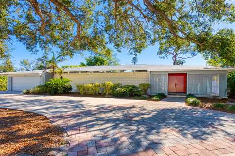 This $849K Florida Midcentury Was Designed by a Sarasota School Founder