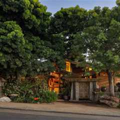 Kendrick Bangs Kellogg Reimagined This $4.5M San Diego Home for a Pair of Artists