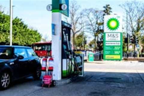Treasury wobble: Reeves poised to ditch autumn budget fuel duty hike as fairfueluk pressure tells