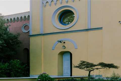 You’d Never Know This Chapel in Tuscany Now Holds an Artist Residency