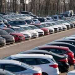 UK vehicle production falls 7.5% to 385,979 units in first half