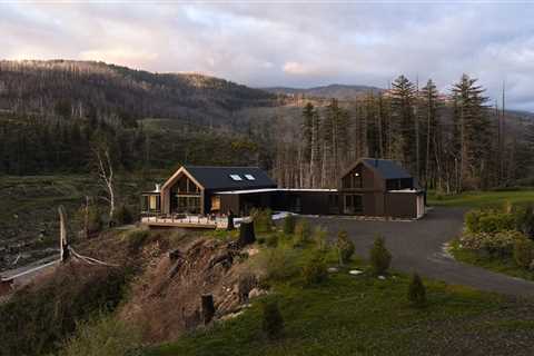 How They Pulled It Off: A Fire-Resilient Cabin Returns to Oregon’s Santiam River