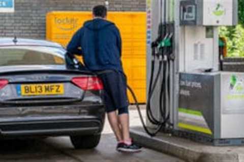 Petrol hits 160p a litre, highest since Iran war began, says RAC