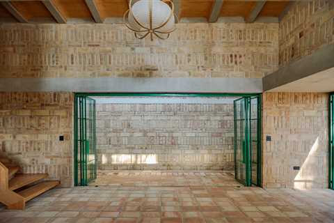 In an Area of Mexico Known for Ajalpan Brick, She Leaned In
