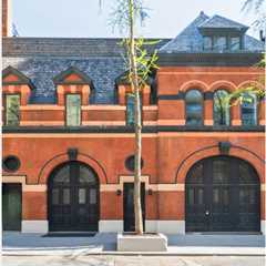 A Rare Carriage House in New York Seeks $9.5M