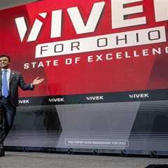 How Courting the Elite Became a Growth Strategy for Midwestern Cities