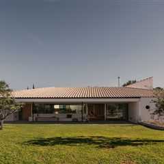 Prefab Meets Handicraft in This Airy Spanish Home