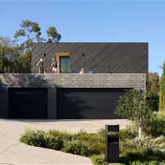 This Stealthy Black Ninja House Is Perched on One of L.A.’s Steepest Streets