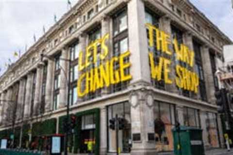 Paul Smith and Selfridges bosses calls for Sunday trading hours to be extended