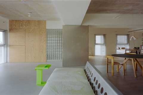 All of the Partitions in This Art Collector’s Taiwan Apartment Are Translucent