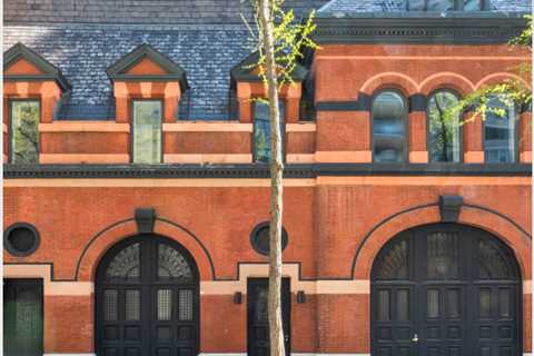 A Rare Carriage House in New York Seeks $9.5M