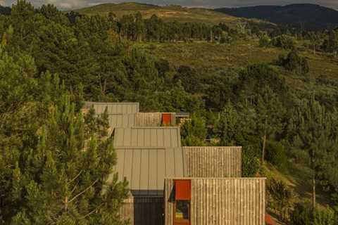 Technically, This Cluster of Cabins Is a Single Home