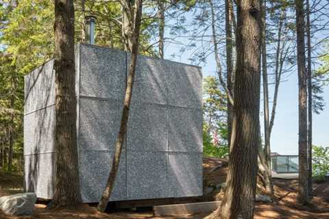 It’s Definitely Not Just Another Day at the Office at This Far-Out WFH Space in Maine