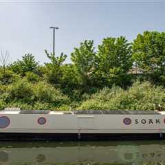 £32 Gets You Aboard This Floating Wood-Fired Sauna in London