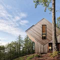 Two Days, One Helicopter, and the Perfect Prefab Cabin in British Columbia