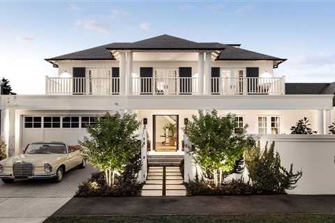 A $11M Estate Lists in One of Brighton’s Most Coveted Beachside Settings