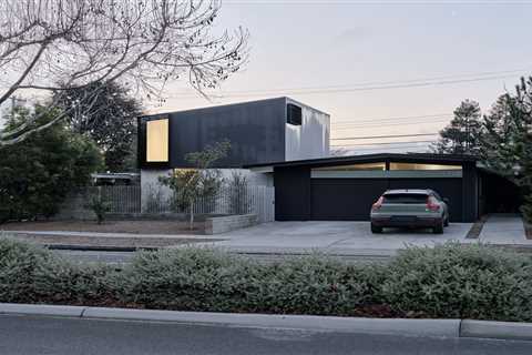 Before & After: They Were Told It Wouldn’t Work. They Expanded Their Palo Alto Eichler Anyway