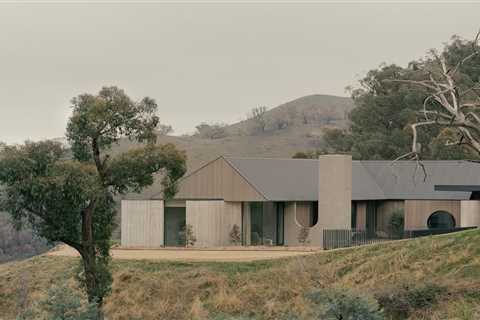 This Country Home in Australia Almost Burned Down Before It Was Even Completed