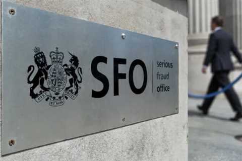 SFO to pay staff extra commuting costs after Canary Wharf move