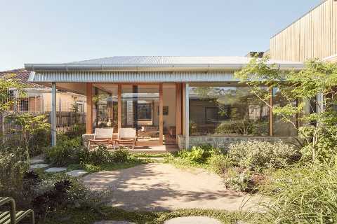 Passive Design Strategies Abound in This Expanded Victorian Cottage Outside Melbourne