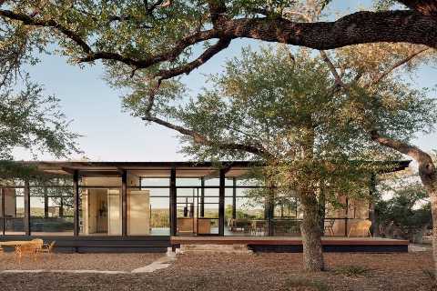 Construction Diary: How a Chocolate Bar Inspired This Austin Architect’s Hill Country Home